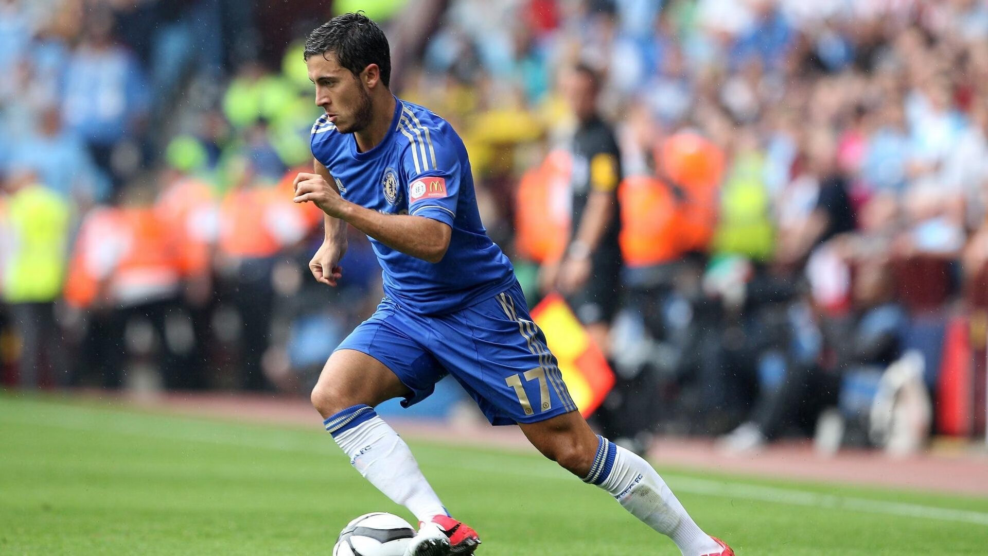 青少年联赛激烈程度提高潜力选手脱颖而出，青少年邀请赛